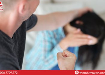 Có chăng chăng thuê giang hồ dằn mặt đánh ghen?