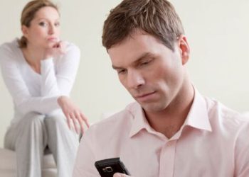 Cách xử lý khi phát hiện vợ ngoại tình