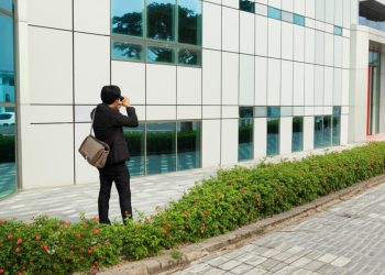 Thám tử điều tra nội bộ Cần Thơ làm việc bí mật.