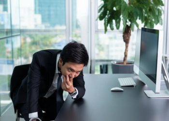 Thám tử điều tra nội bộ Quận 1 chuyên nghiệp và bí mật.
