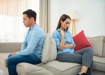 Vợ chồng buồn, vấn đề ngoại tình Bình Tân.