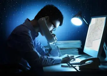 Bí ẩn số điện thoại lạ Bình Phước, thám tử giúp bạn giải mã.