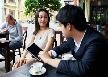 Thám tử Hậu Giang theo dõi ngoại tình quán cafe