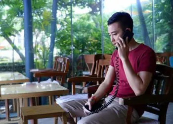 Thám tử Kon Tum: Xác minh số điện thoại bí mật.
